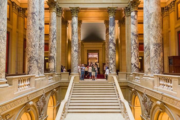 Discover the itinerary for guided tours at the Minnesota State Capitol